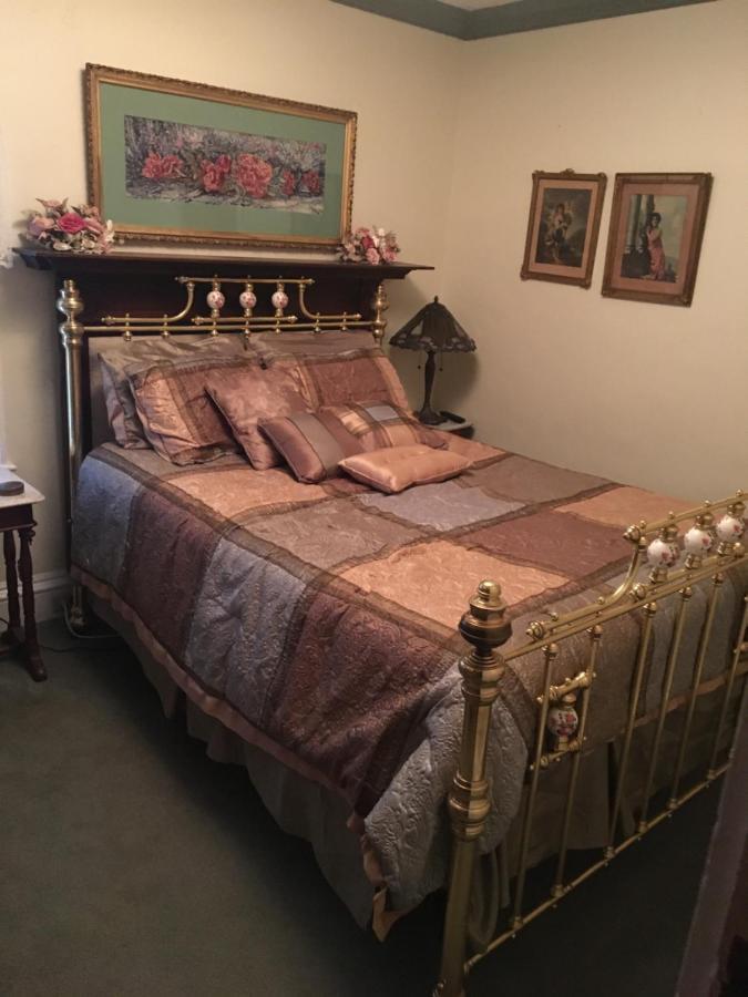 Raindrops On Roses Bed & Breakfast Herkimer Ngoại thất bức ảnh